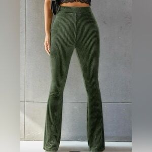 SHEIN Size Medium Green Flare Boot Cut Pants NWOT Holiday Pants